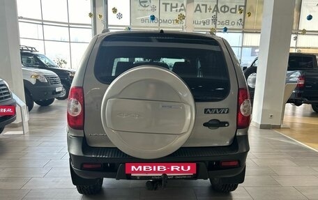 Chevrolet Niva I рестайлинг, 2018 год, 660 000 рублей, 8 фотография