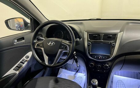 Hyundai Solaris II рестайлинг, 2014 год, 700 000 рублей, 10 фотография