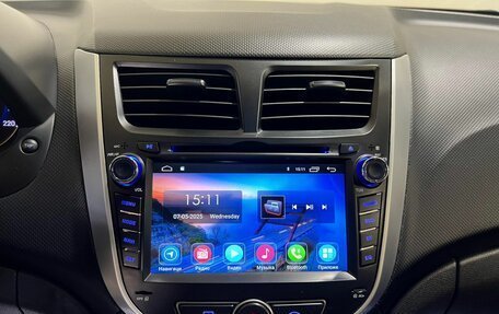 Hyundai Solaris II рестайлинг, 2014 год, 700 000 рублей, 21 фотография