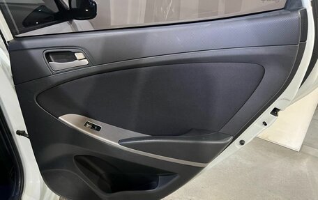 Hyundai Solaris II рестайлинг, 2014 год, 700 000 рублей, 31 фотография