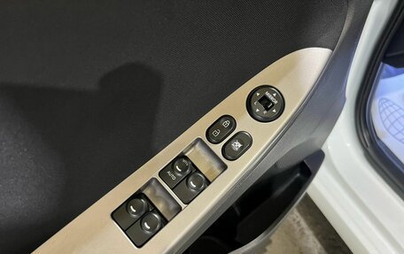 Hyundai Solaris II рестайлинг, 2014 год, 700 000 рублей, 27 фотография