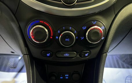 Hyundai Solaris II рестайлинг, 2014 год, 700 000 рублей, 24 фотография