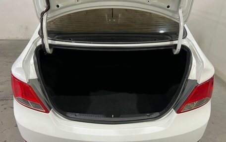 Hyundai Solaris II рестайлинг, 2014 год, 700 000 рублей, 33 фотография