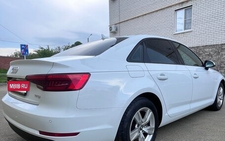 Audi A4, 2017 год, 2 950 000 рублей, 6 фотография