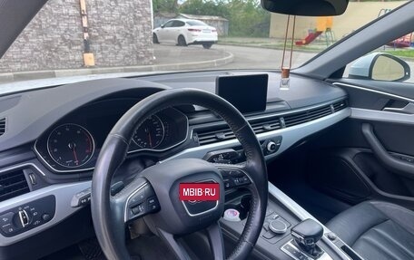 Audi A4, 2017 год, 2 950 000 рублей, 15 фотография