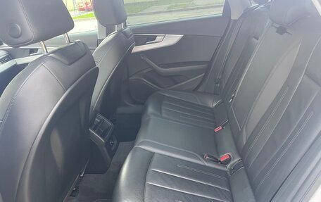 Audi A4, 2017 год, 2 950 000 рублей, 18 фотография