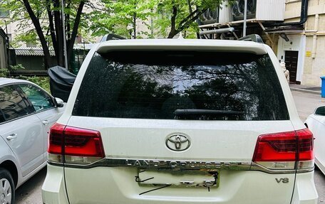 Toyota Land Cruiser 200, 2016 год, 6 900 000 рублей, 4 фотография