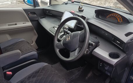 Honda Freed I, 2009 год, 1 000 000 рублей, 16 фотография
