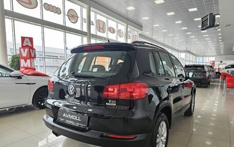 Volkswagen Tiguan I, 2015 год, 1 839 000 рублей, 9 фотография