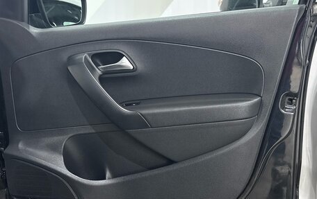 Volkswagen Polo VI (EU Market), 2011 год, 665 000 рублей, 20 фотография