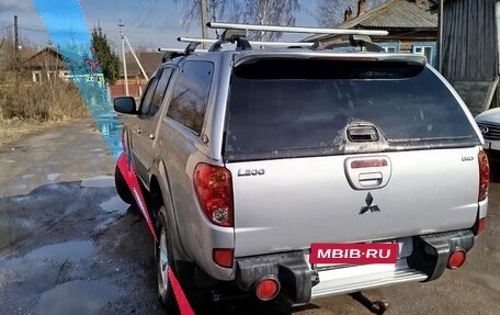 Mitsubishi L200 IV рестайлинг, 2007 год, 1 170 000 рублей, 3 фотография