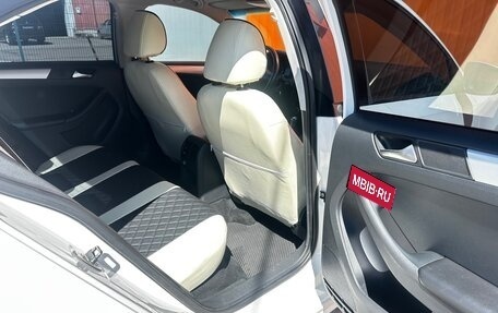 Volkswagen Jetta VI, 2012 год, 960 000 рублей, 14 фотография
