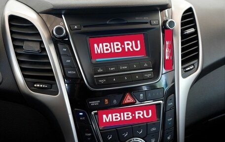 Hyundai i30 II рестайлинг, 2016 год, 1 300 000 рублей, 3 фотография