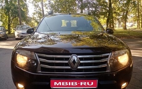 Renault Duster I рестайлинг, 2015 год, 859 000 рублей, 3 фотография