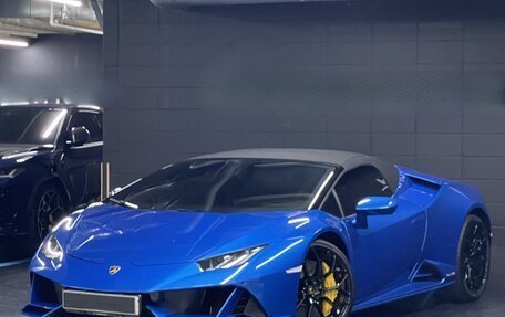 Lamborghini Huracán, 2022 год, 27 200 000 рублей, 2 фотография