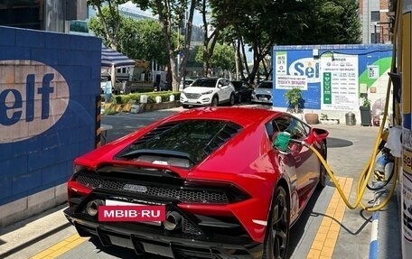 Lamborghini Huracán, 2022 год, 23 808 000 рублей, 4 фотография