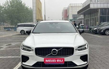 Volvo V60 II, 2021 год, 2 830 600 рублей, 2 фотография