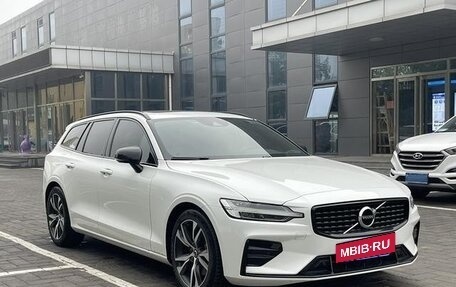 Volvo V60 II, 2021 год, 2 830 600 рублей, 6 фотография