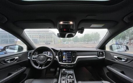 Volvo V60 II, 2021 год, 2 830 600 рублей, 8 фотография