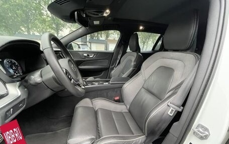 Volvo V60 II, 2021 год, 2 830 600 рублей, 7 фотография