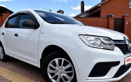 Renault Logan II, 2020 год, 995 000 рублей, 1 фотография