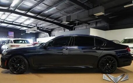 BMW 7 серия, 2021 год, 6 254 000 рублей, 2 фотография