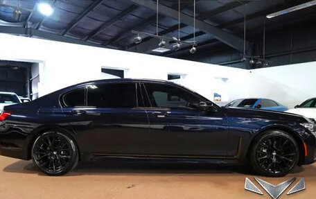 BMW 7 серия, 2021 год, 6 254 000 рублей, 7 фотография