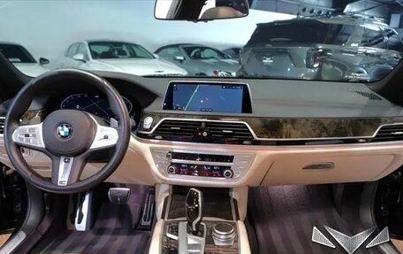 BMW 7 серия, 2021 год, 6 254 000 рублей, 22 фотография