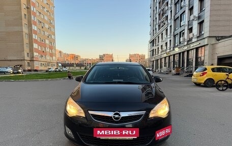 Opel Astra J, 2012 год, 1 100 000 рублей, 2 фотография