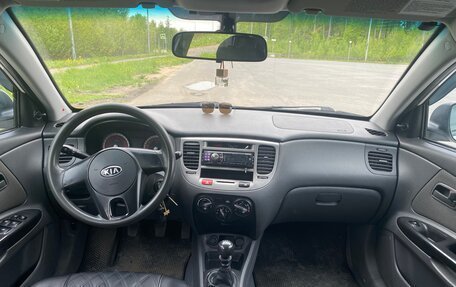 KIA Rio II, 2011 год, 550 000 рублей, 11 фотография