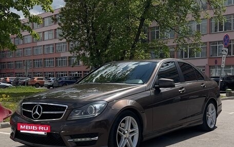 Mercedes-Benz C-Класс, 2013 год, 1 550 000 рублей, 2 фотография