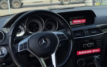 Mercedes-Benz C-Класс, 2013 год, 1 550 000 рублей, 10 фотография
