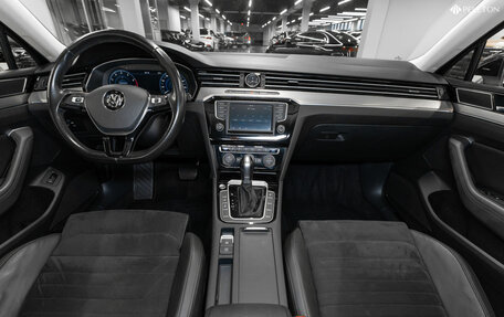 Volkswagen Passat B8 рестайлинг, 2016 год, 2 470 000 рублей, 9 фотография