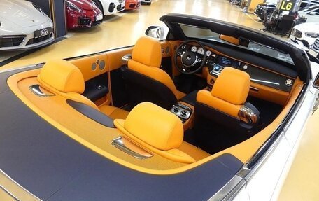 Rolls-Royce Dawn, 2022 год, 31 816 000 рублей, 16 фотография