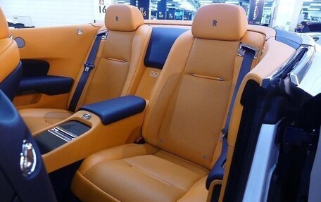 Rolls-Royce Dawn, 2022 год, 31 816 000 рублей, 19 фотография