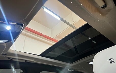 Rolls-Royce Cullinan, 2022 год, 29 685 000 рублей, 15 фотография
