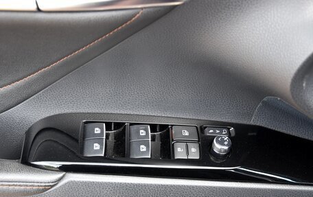 Toyota Camry, 2019 год, 2 995 000 рублей, 15 фотография