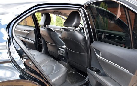 Toyota Camry, 2019 год, 2 995 000 рублей, 29 фотография