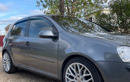 Volkswagen Golf V, 2004 год, 700 000 рублей, 5 фотография
