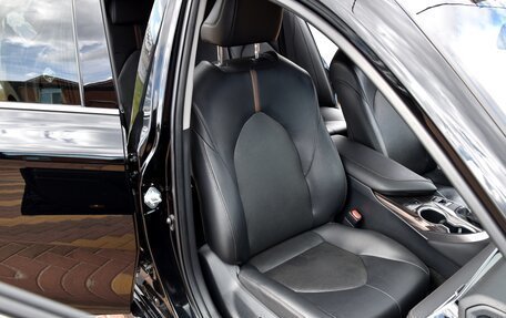 Toyota Camry, 2019 год, 2 995 000 рублей, 32 фотография
