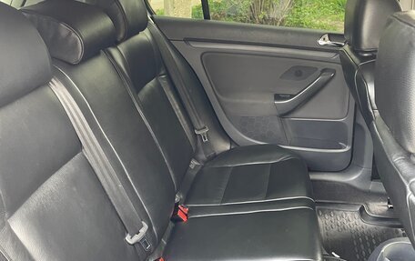 Volkswagen Golf V, 2004 год, 700 000 рублей, 11 фотография