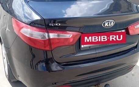 KIA Rio III рестайлинг, 2013 год, 700 000 рублей, 10 фотография