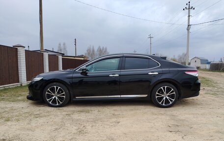 Toyota Camry, 2018 год, 2 650 000 рублей, 3 фотография