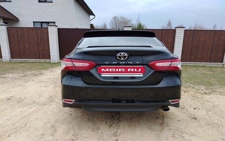 Toyota Camry, 2018 год, 2 650 000 рублей, 5 фотография