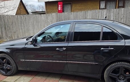 Mercedes-Benz E-Класс, 2006 год, 895 000 рублей, 3 фотография