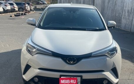 Toyota C-HR I рестайлинг, 2017 год, 1 920 000 рублей, 5 фотография