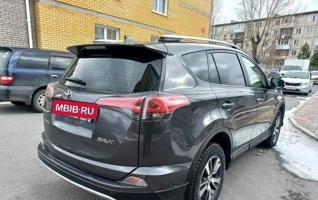 Toyota RAV4, 2015 год, 2 200 000 рублей, 6 фотография