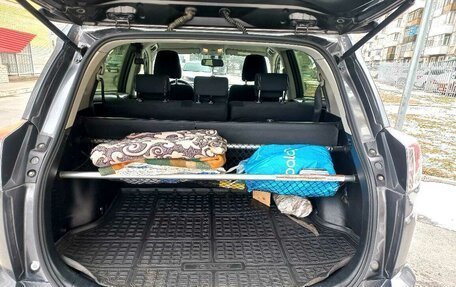 Toyota RAV4, 2015 год, 2 200 000 рублей, 12 фотография