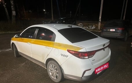 KIA Rio IV, 2018 год, 850 000 рублей, 5 фотография