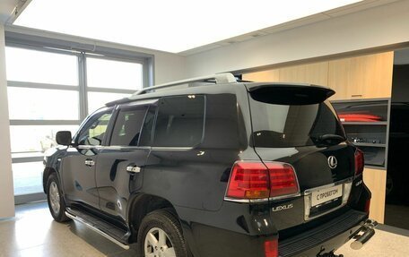 Toyota Land Cruiser 200, 2016 год, 6 300 000 рублей, 6 фотография